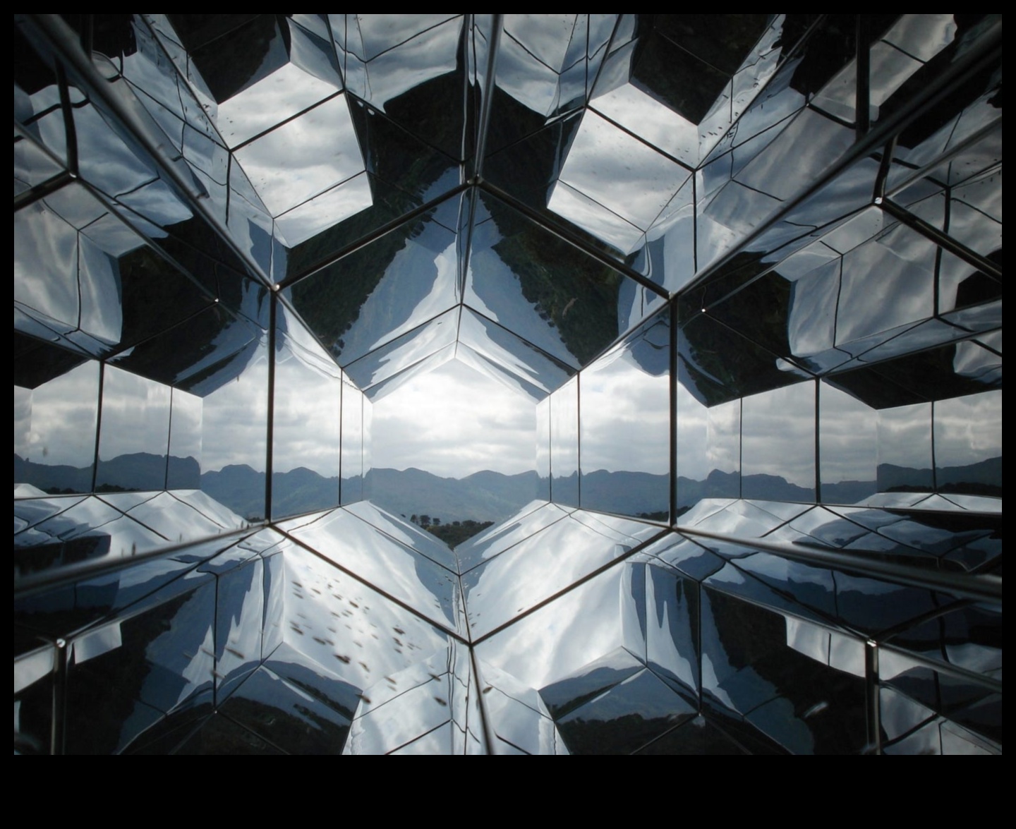 רנסנס העיצוב: החייאת אמנות העיצוב הדיגיטלי