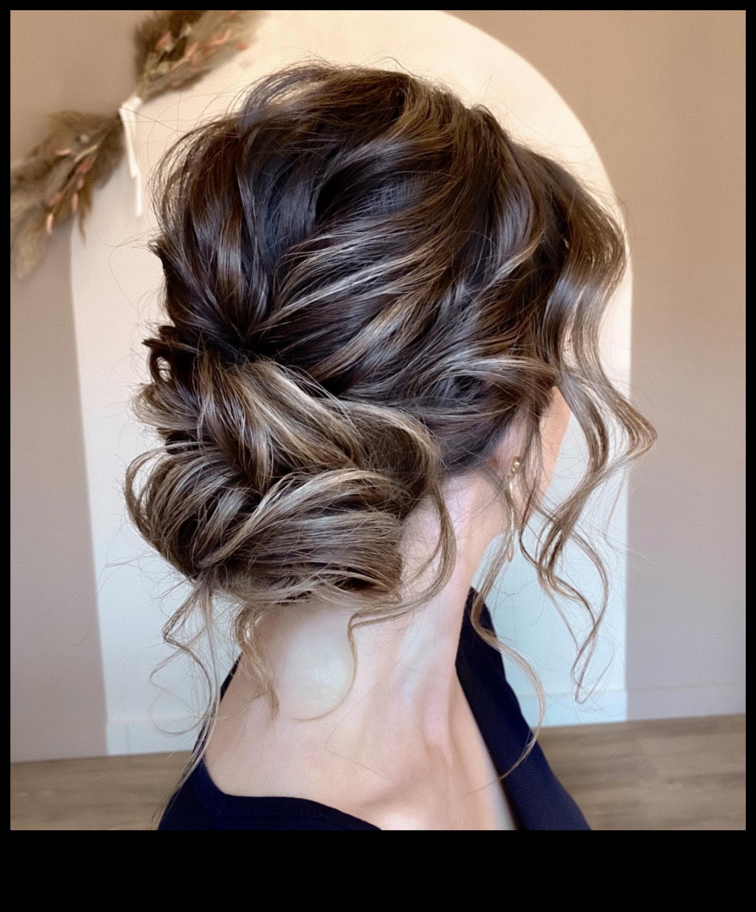 גלמור בשפע תסרוקות מסיבה מדהימות לכל אירוע 2 גלמור בשפע: תסרוקות מסיבה מדהימות לכל אירוע