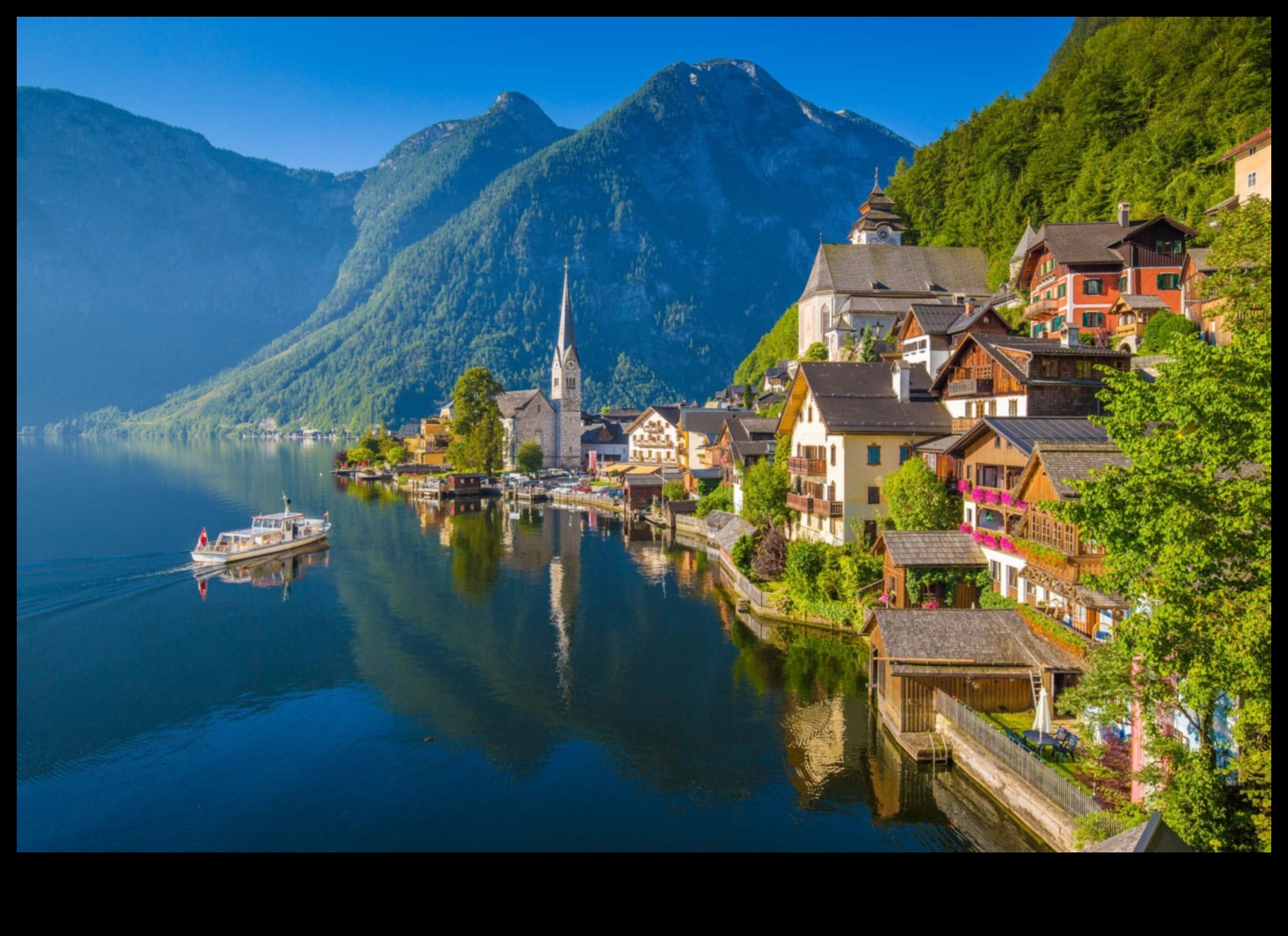כפרים מוזרים: נופים מקסימים של עיירה וכפר